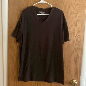 Mens Buckle XXL V-Neck